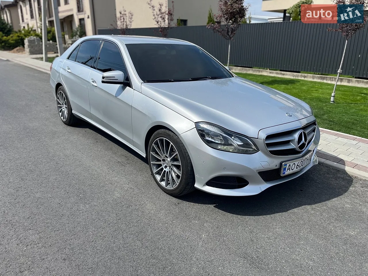 2013 Mercedes-Benz E-klasse - мініатюра 19