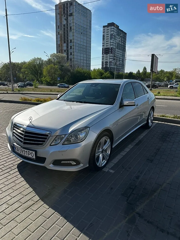 2010 Mercedes-Benz E-klasse - мініатюра 21