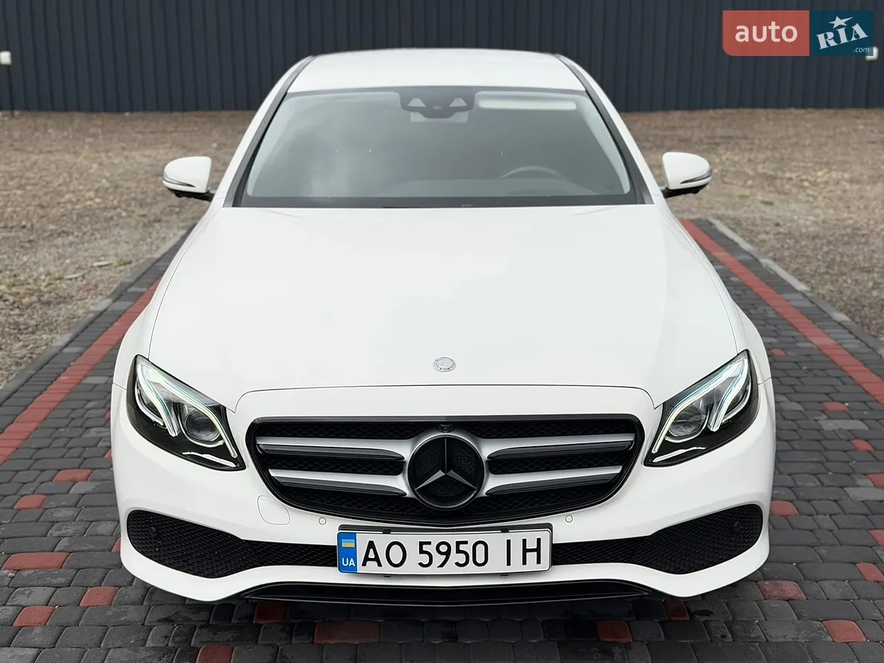 2016 Mercedes-Benz E-klasse - мініатюра 31