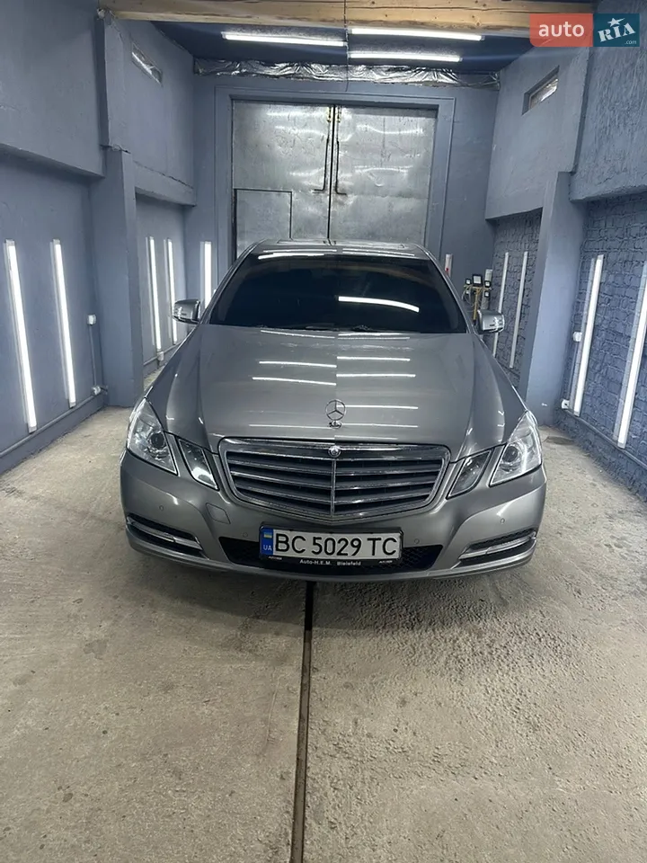 2012 Mercedes-Benz E-klasse - мініатюра 16