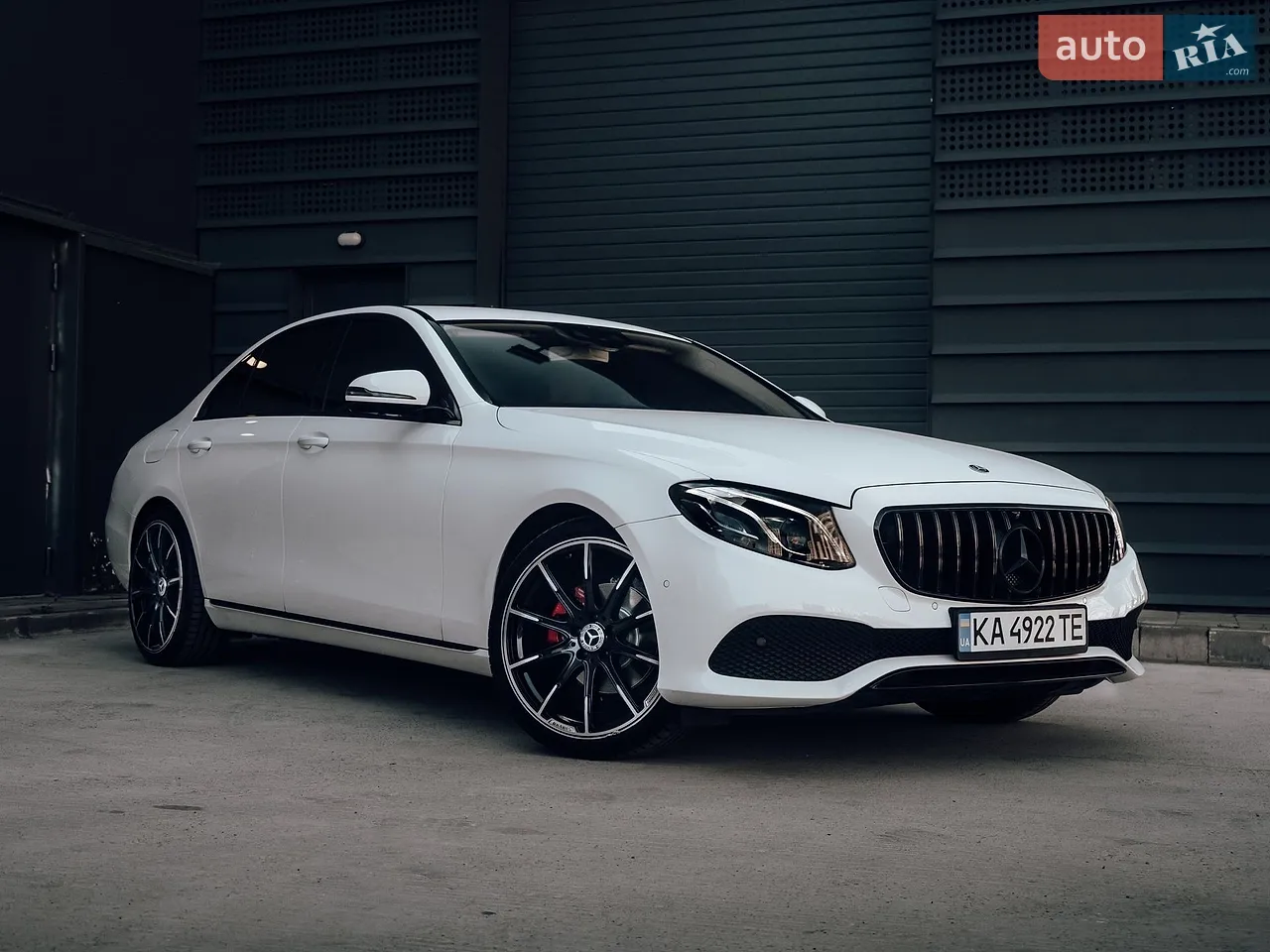 2017 Mercedes-Benz E-klasse - мініатюра 60