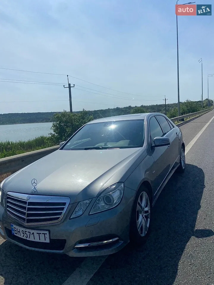 2012 Mercedes-Benz E-klasse - мініатюра 29