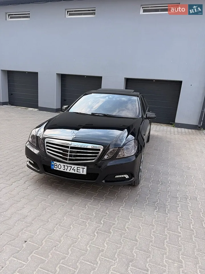 2010 Mercedes-Benz E-klasse - мініатюра 28