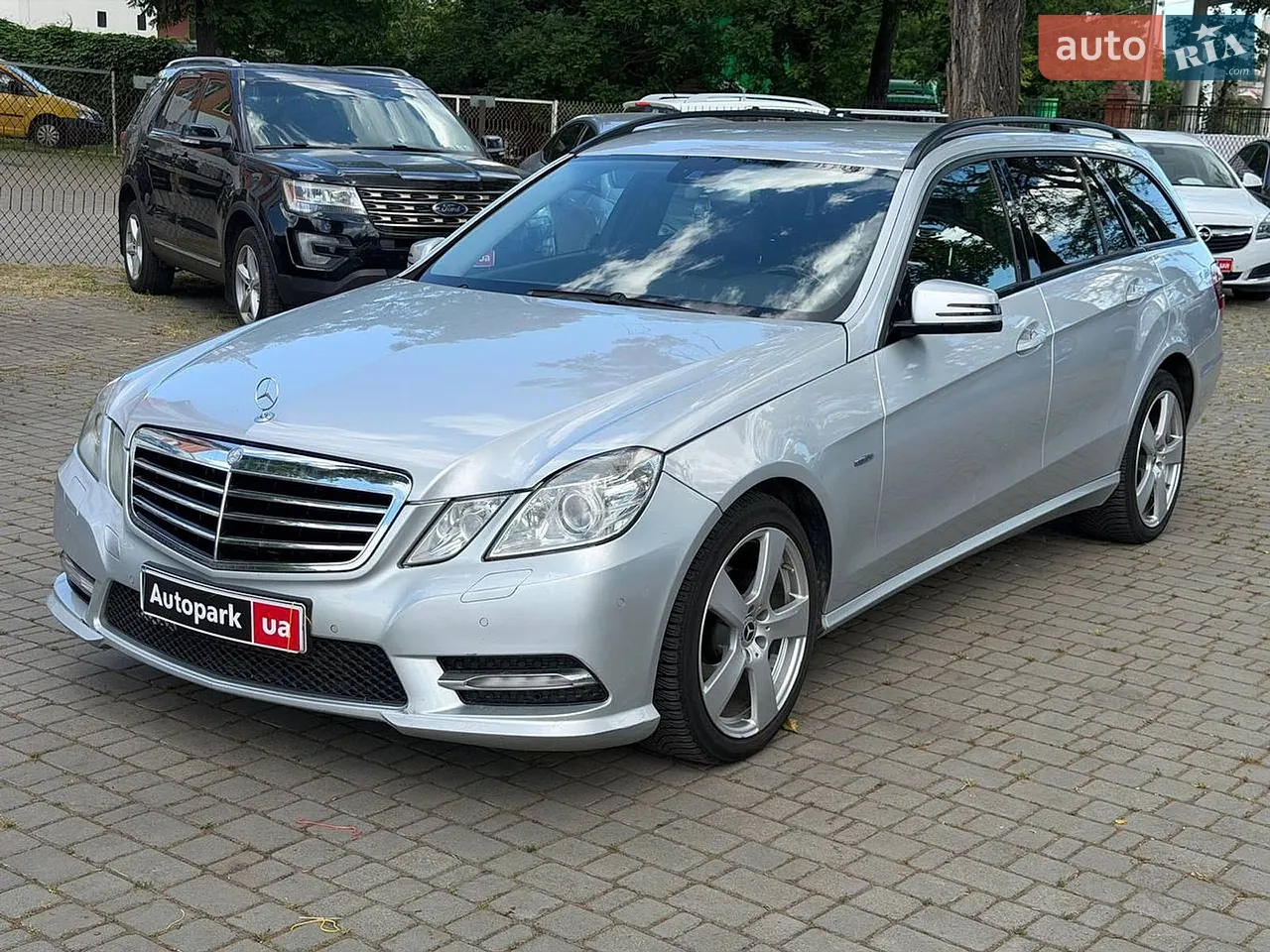 2010 Mercedes-Benz E-klasse - мініатюра 26