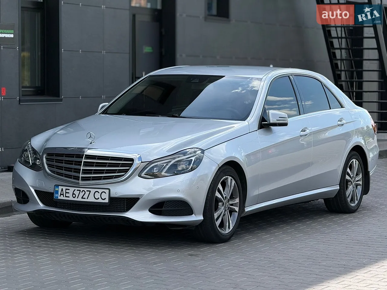 2013 Mercedes-Benz E-klasse - мініатюра 28