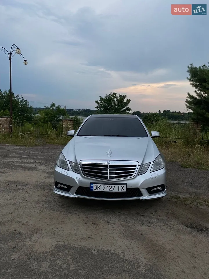 2010 Mercedes-Benz E-klasse - мініатюра 30