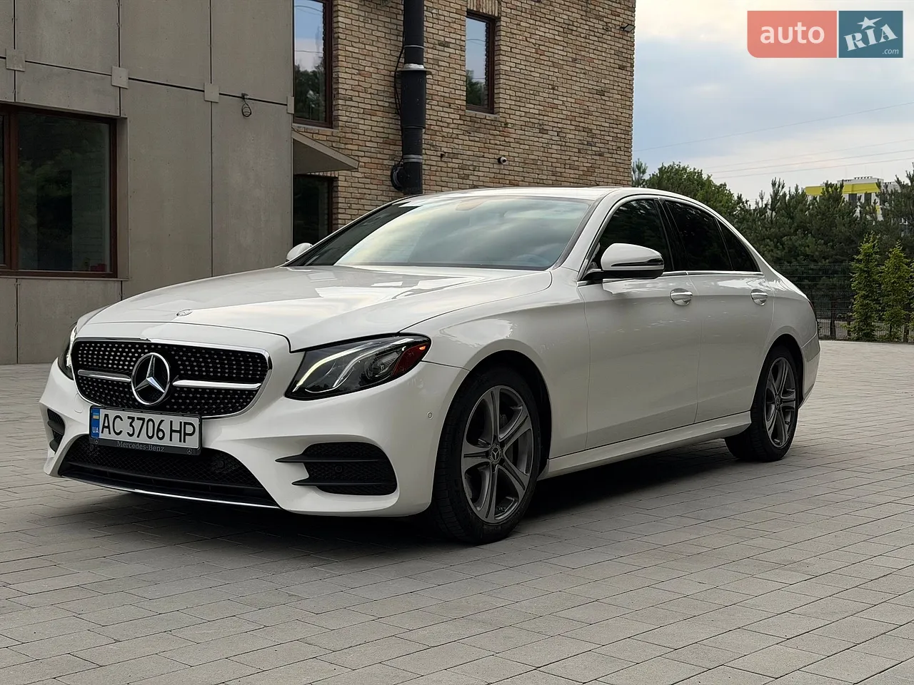 2016 Mercedes-Benz E-klasse - мініатюра 52