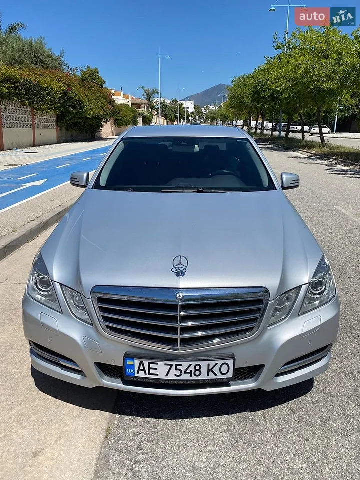 2010 Mercedes-Benz E-klasse - мініатюра 33