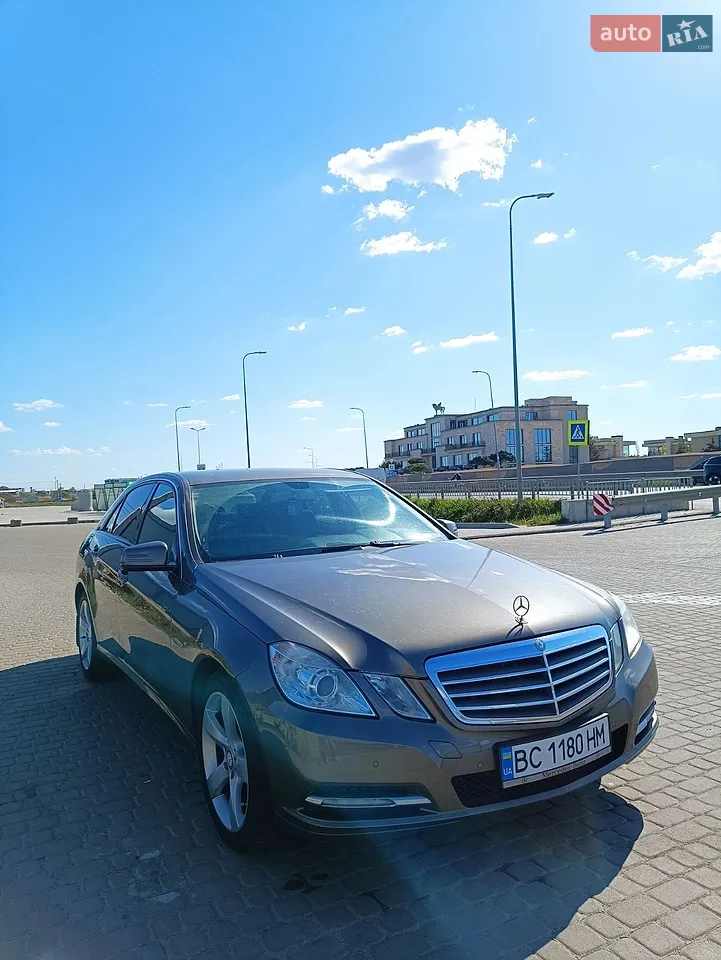 2012 Mercedes-Benz E-klasse - мініатюра 17
