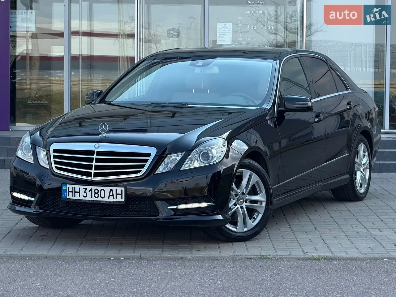 2013 Mercedes-Benz E-klasse - мініатюра 45