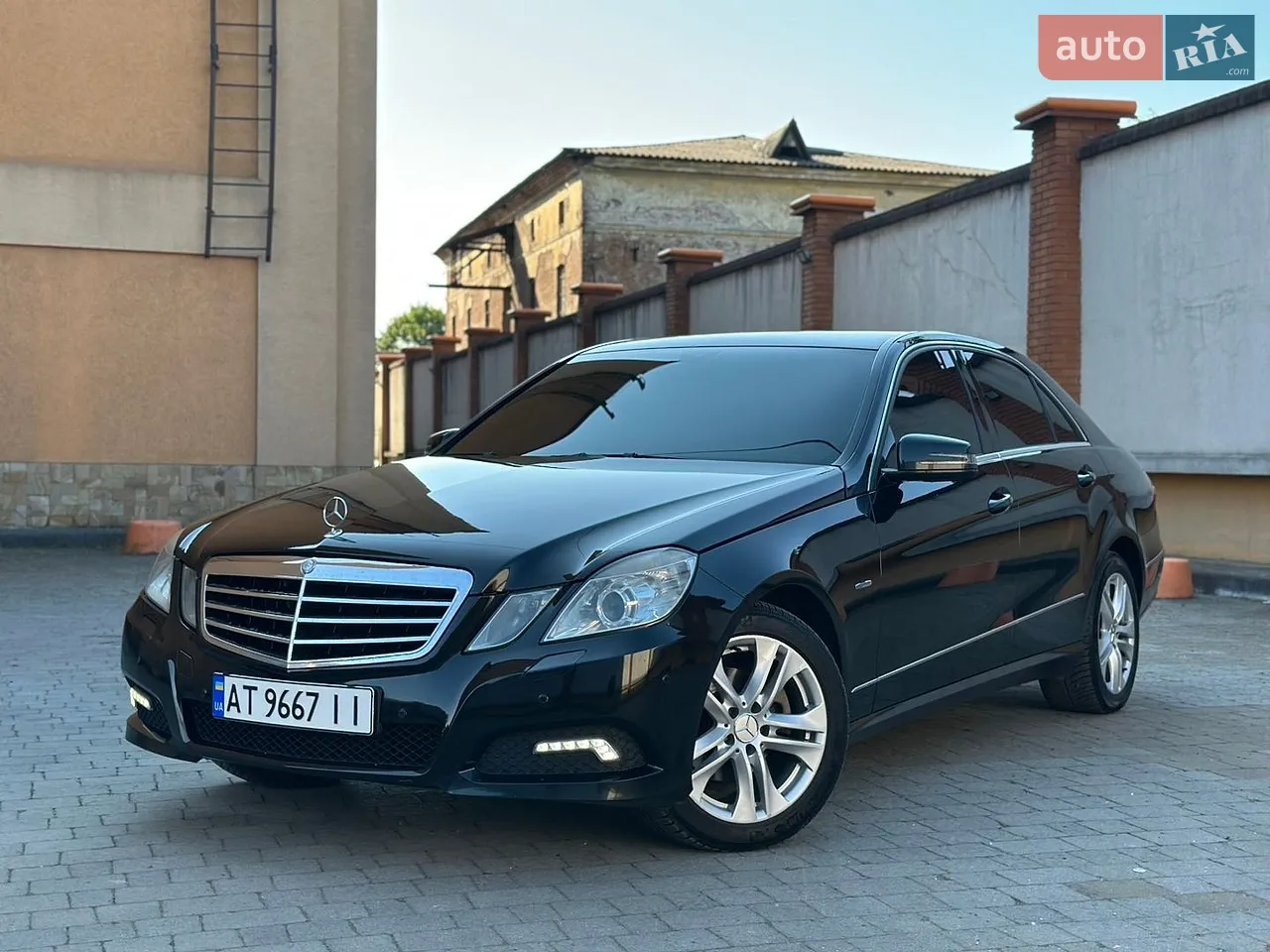 2010 Mercedes-Benz E-klasse - мініатюра 40