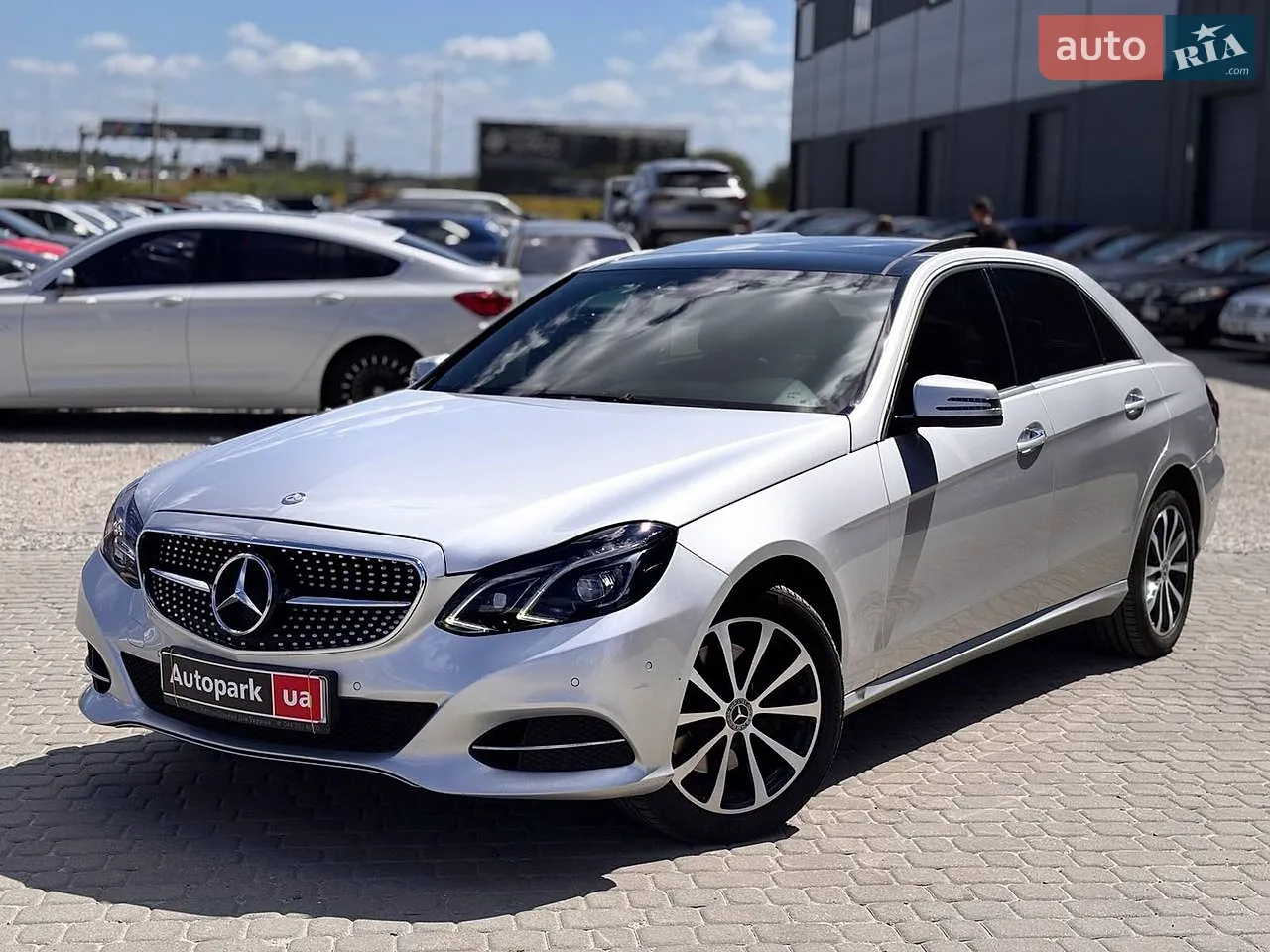 2013 Mercedes-Benz E-klasse - мініатюра 53