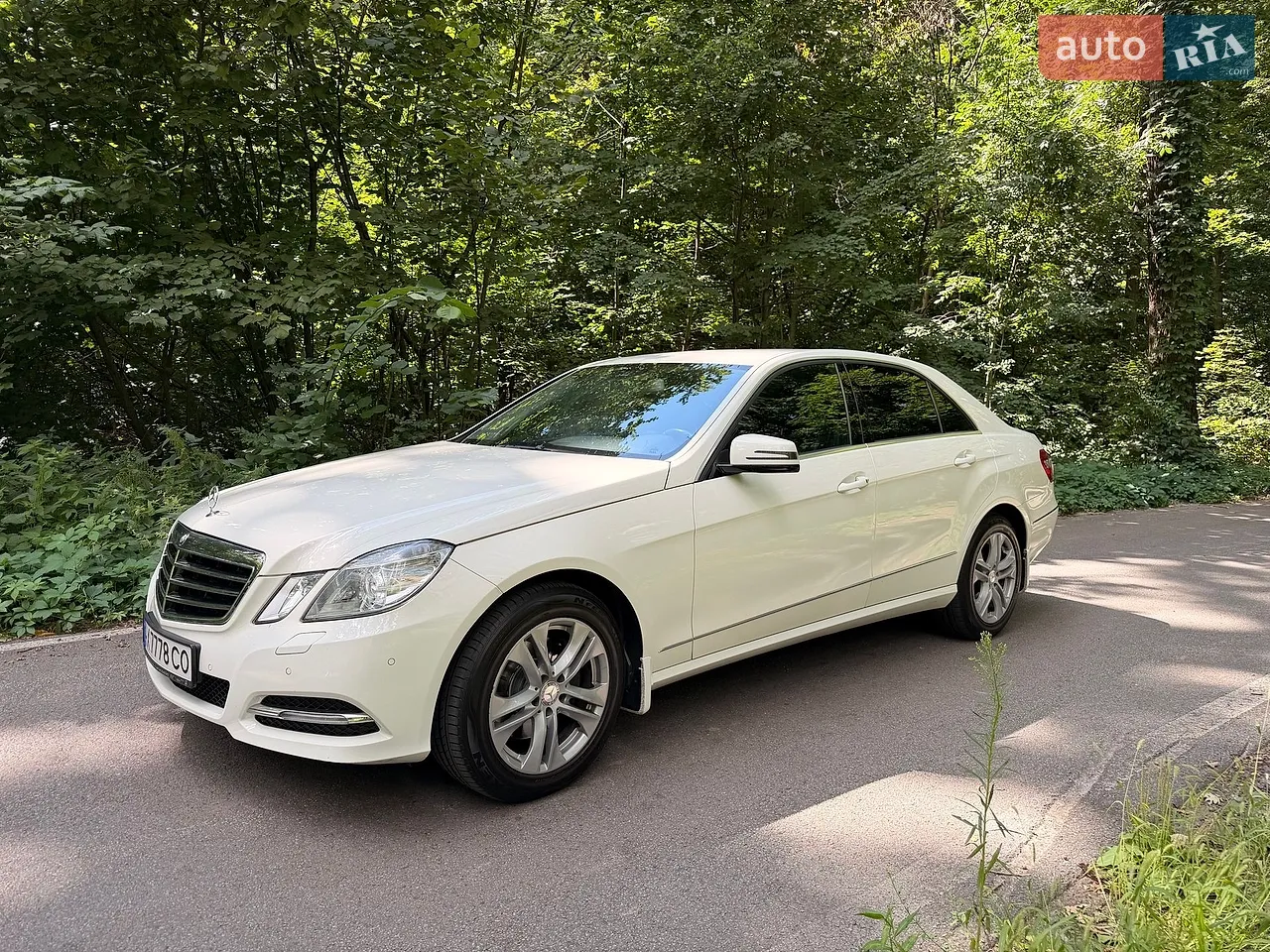 2010 Mercedes-Benz E-klasse - мініатюра 21