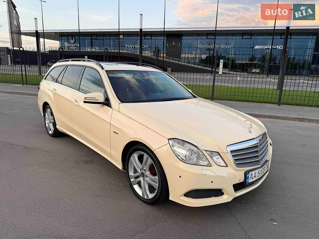 2012 Mercedes-Benz E-klasse - мініатюра 19