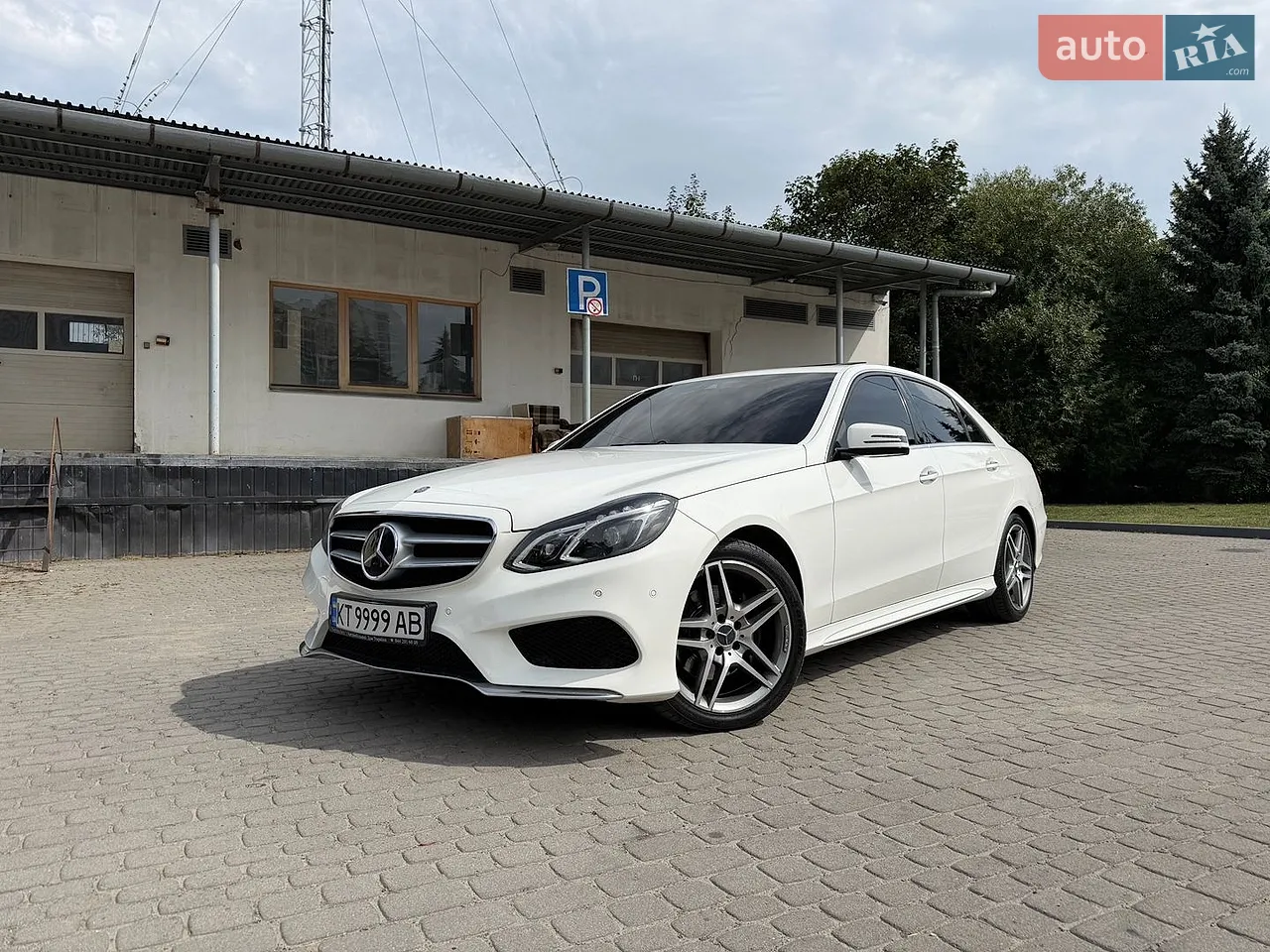 2013 Mercedes-Benz E-klasse - мініатюра 31