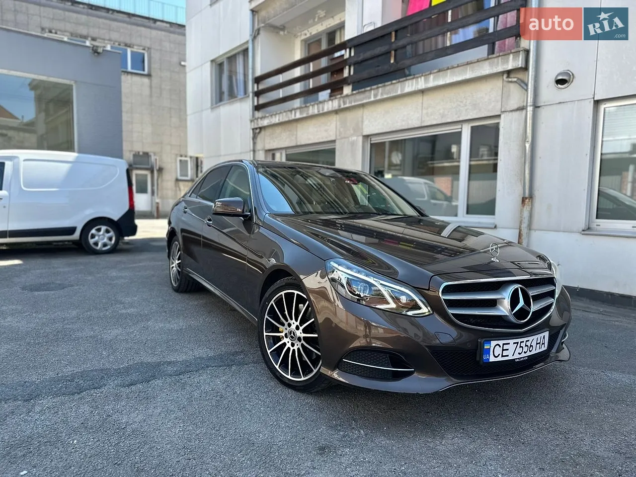 2013 Mercedes-Benz E-klasse - мініатюра 22