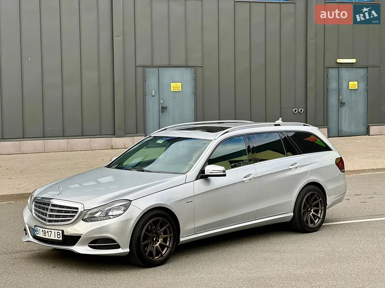 2015 Mercedes-Benz E-klasse - мініатюра 55