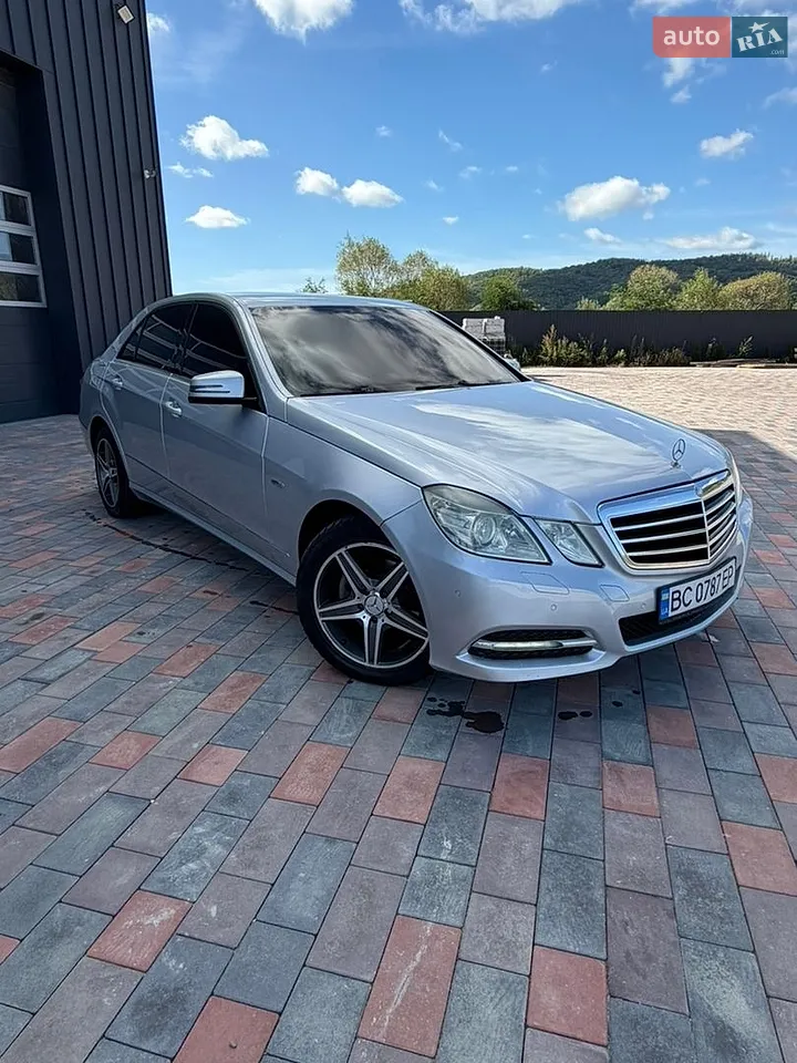 2012 Mercedes-Benz E-klasse - мініатюра 24