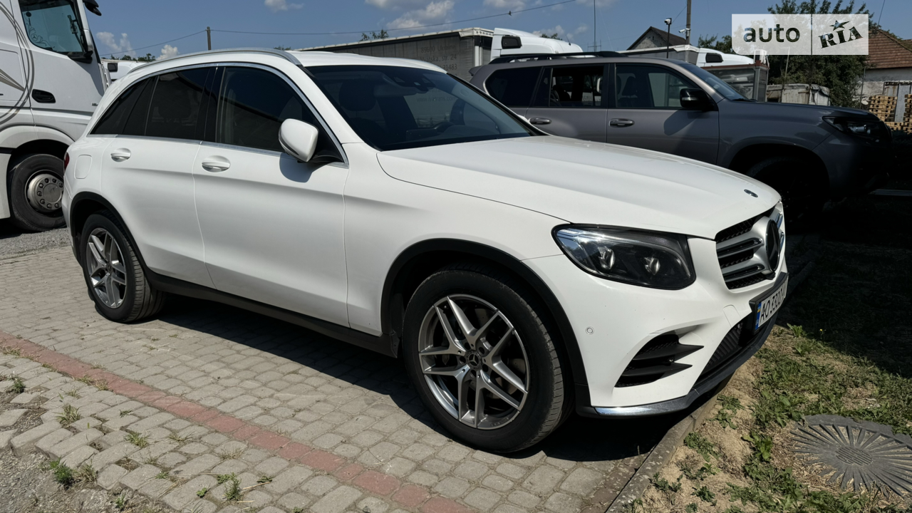 2017 Mercedes-Benz GLC - мініатюра 51