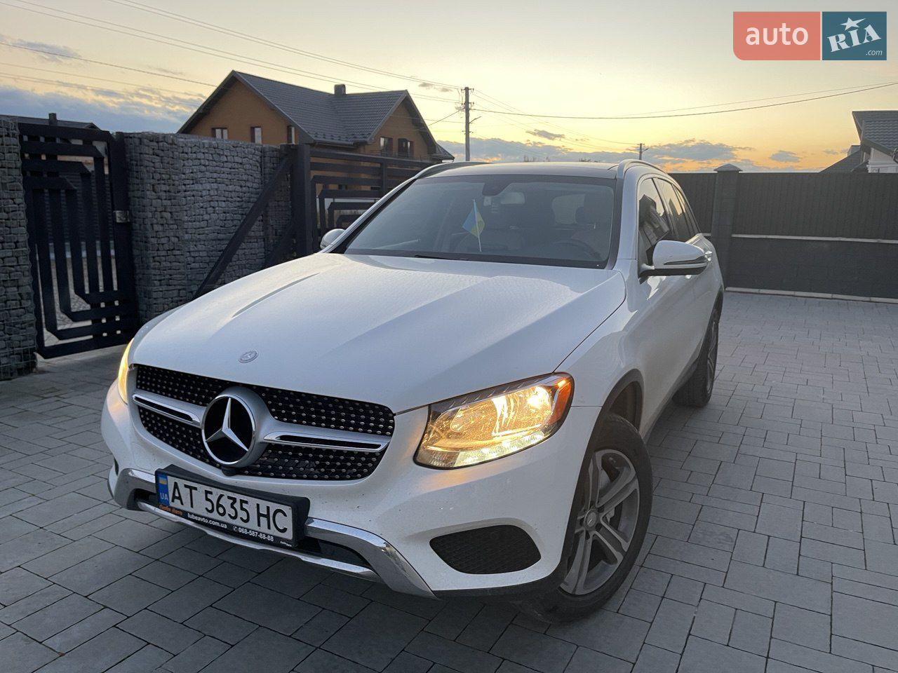 2016 Mercedes-Benz GLC - мініатюра 28