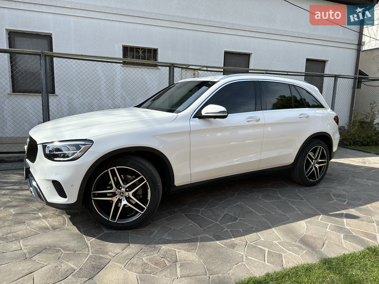 2022 Mercedes-Benz GLC - мініатюра 16