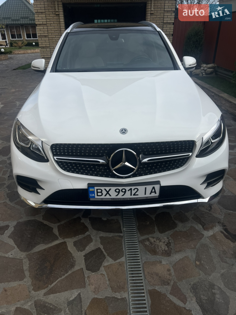 2018 Mercedes-Benz GLC - мініатюра 28