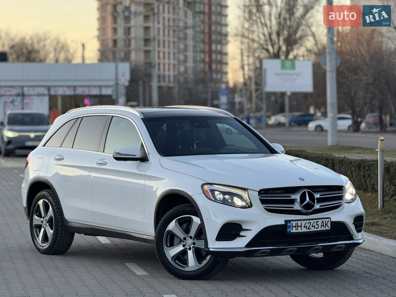 2016 Mercedes-Benz GLC - мініатюра 57