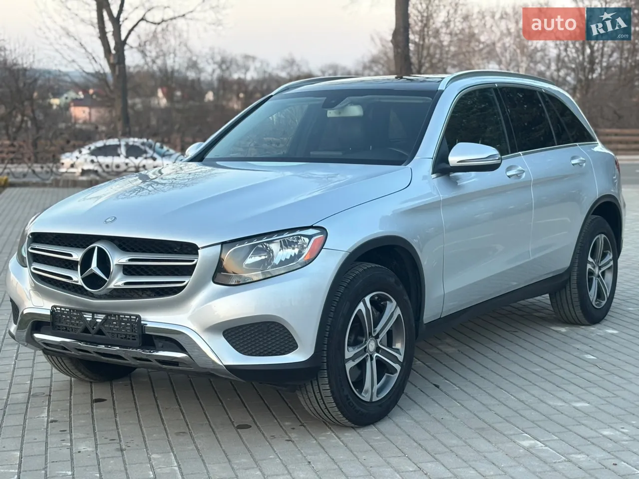 2016 Mercedes-Benz GLC - мініатюра 35