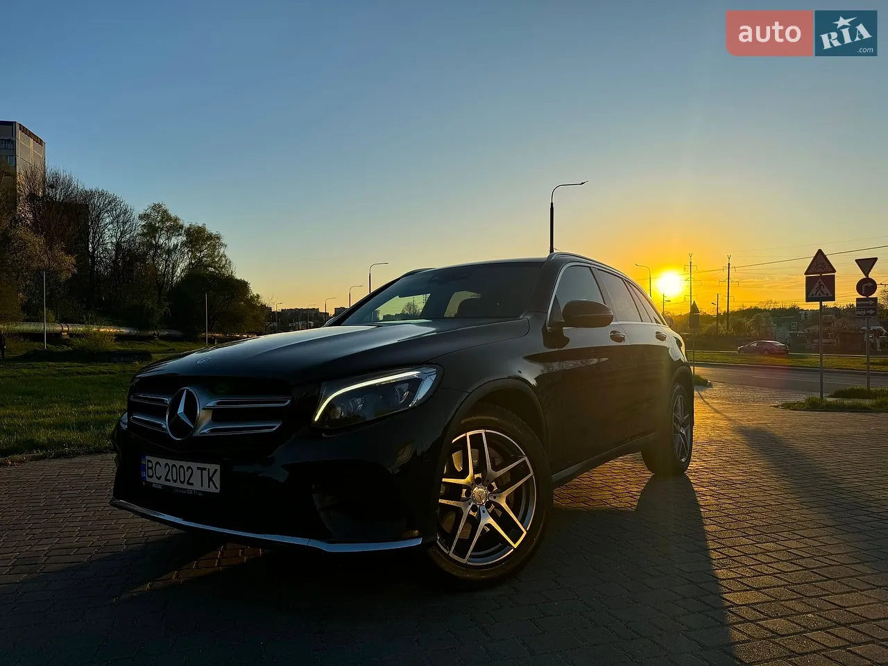 2016 Mercedes-Benz GLC - мініатюра 51