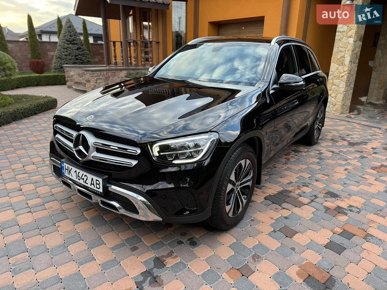 2019 Mercedes-Benz GLC - мініатюра 26