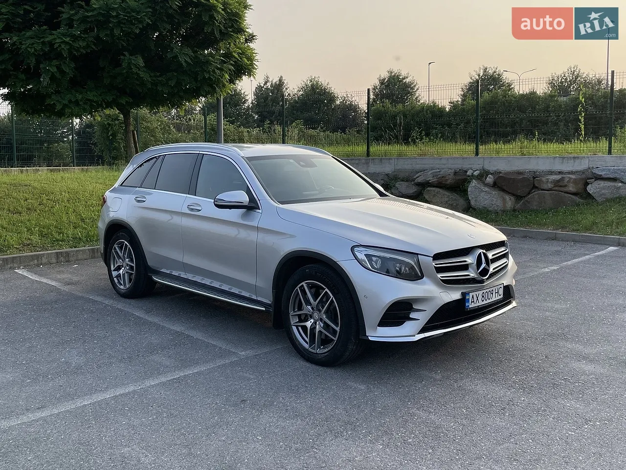 2016 Mercedes-Benz GLC - мініатюра 21