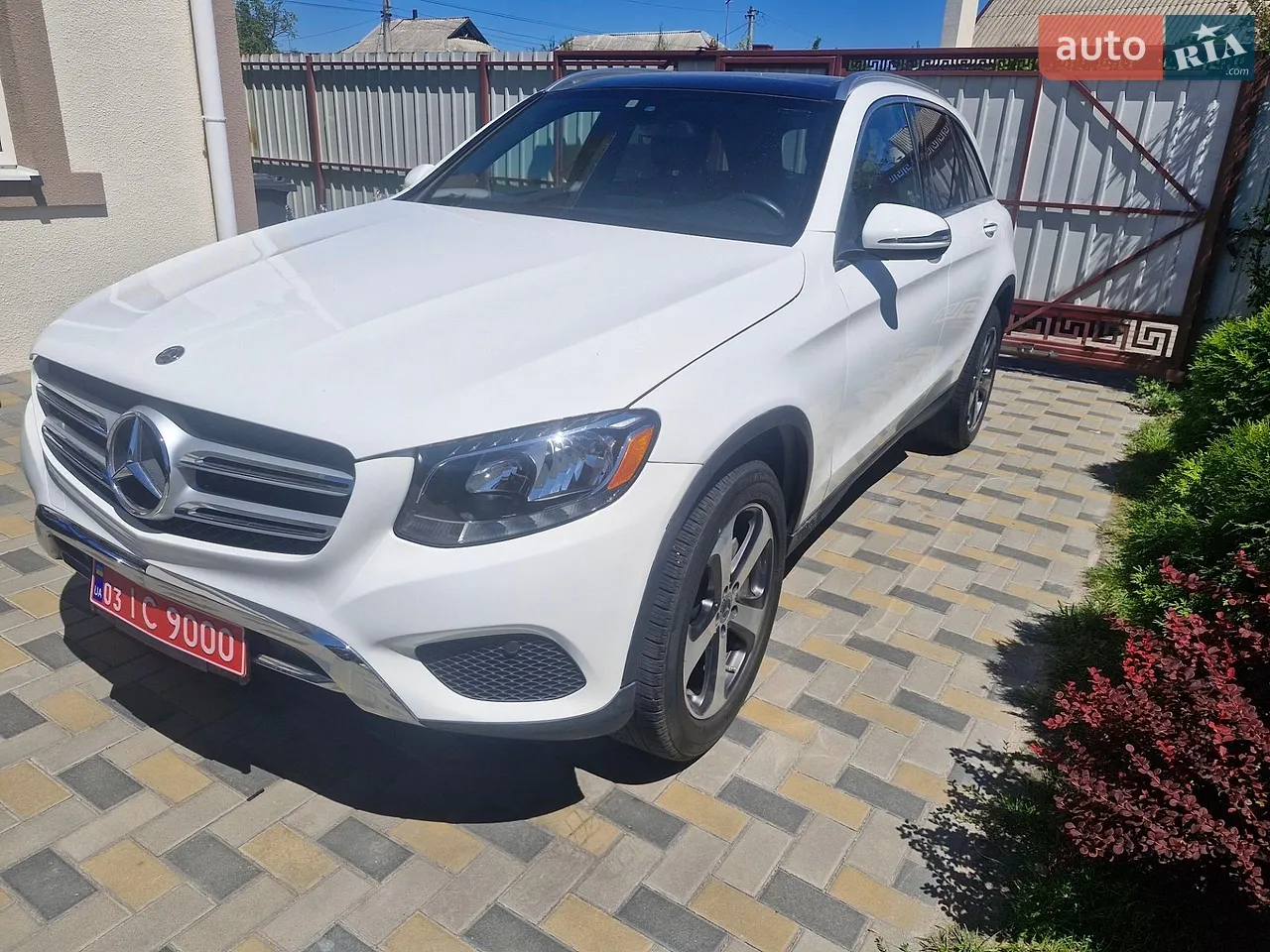2018 Mercedes-Benz GLC - мініатюра 19