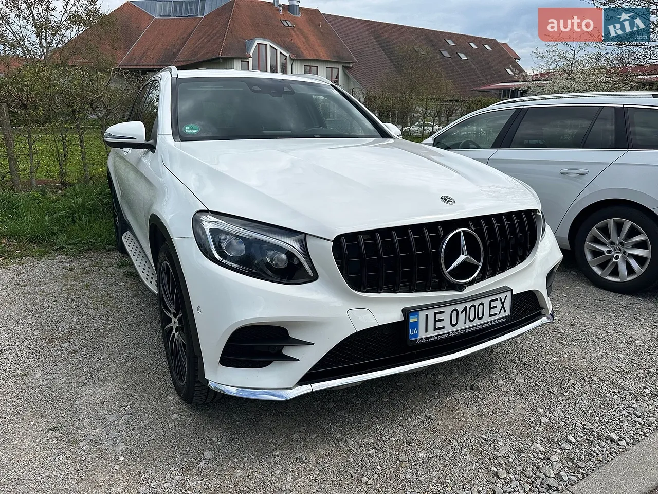 2017 Mercedes-Benz GLC - мініатюра 45
