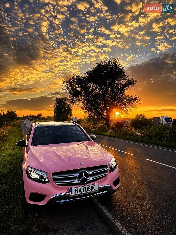 2018 Mercedes-Benz GLC - мініатюра 45