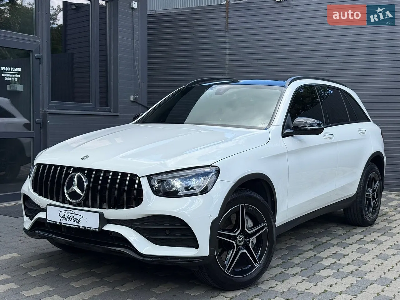 2019 Mercedes-Benz GLC - мініатюра 38