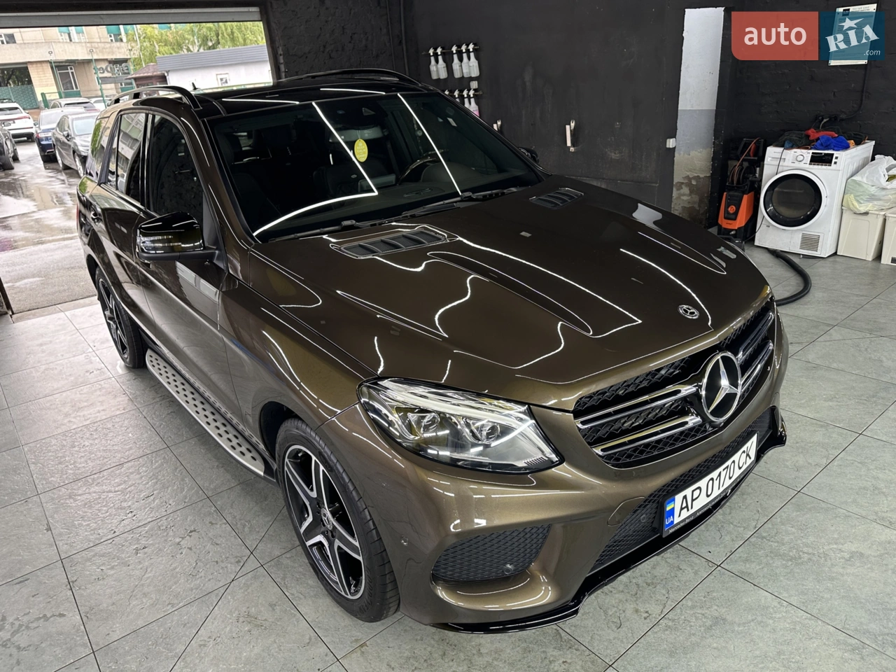 2017 Mercedes-Benz GLE - мініатюра 32