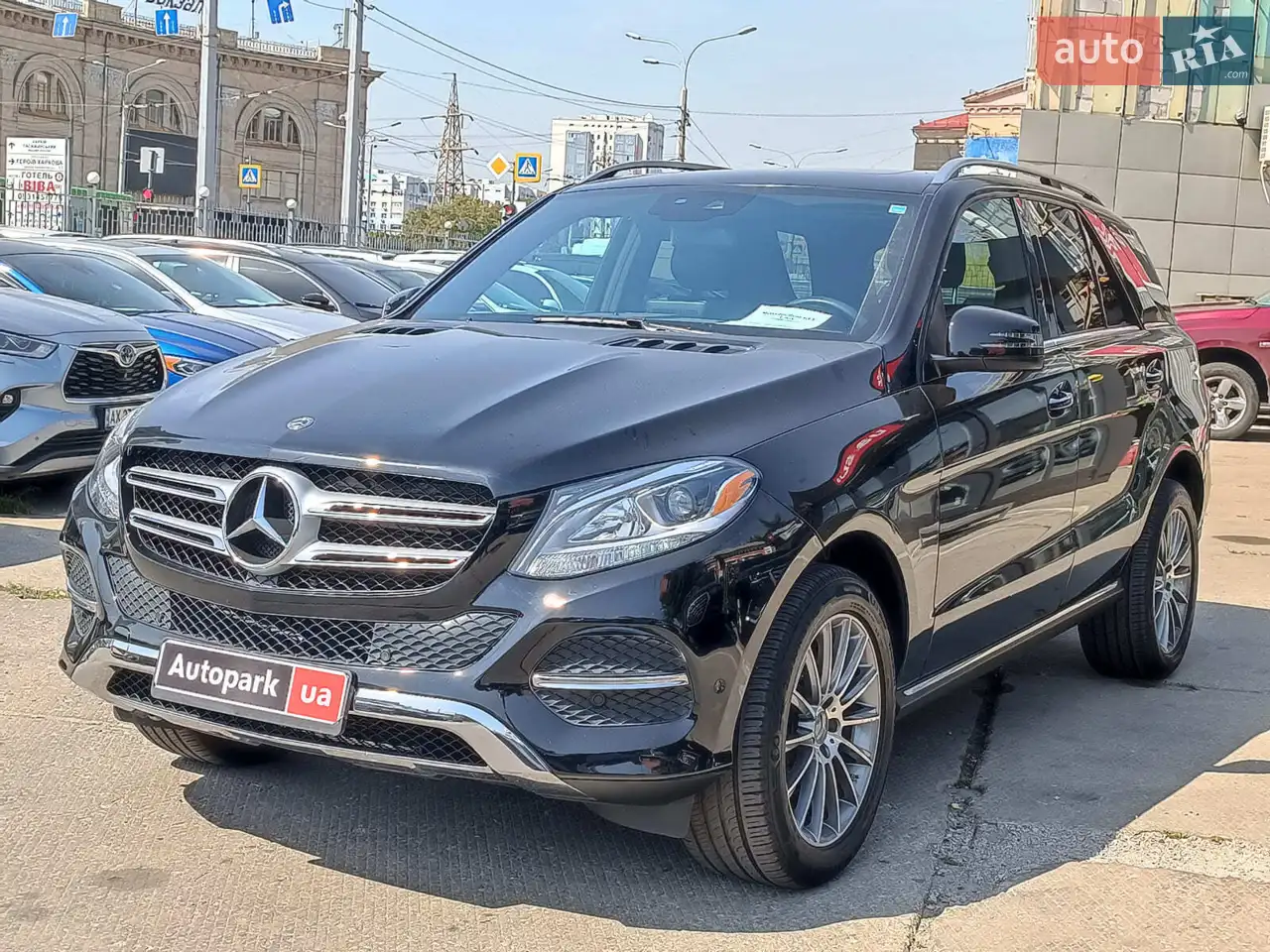 2017 Mercedes-Benz GLE - мініатюра 46