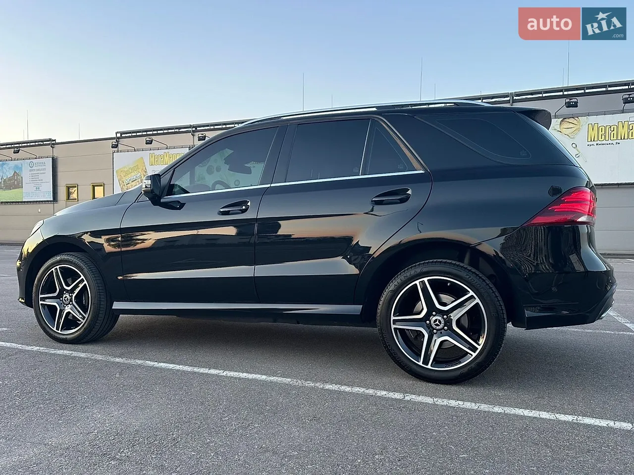2016 Mercedes-Benz GLE - мініатюра 43