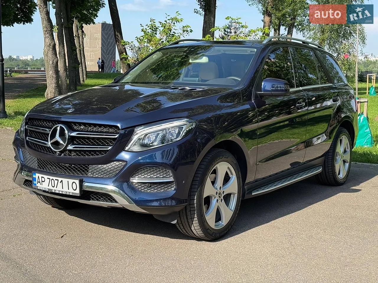 2017 Mercedes-Benz GLE - мініатюра 34