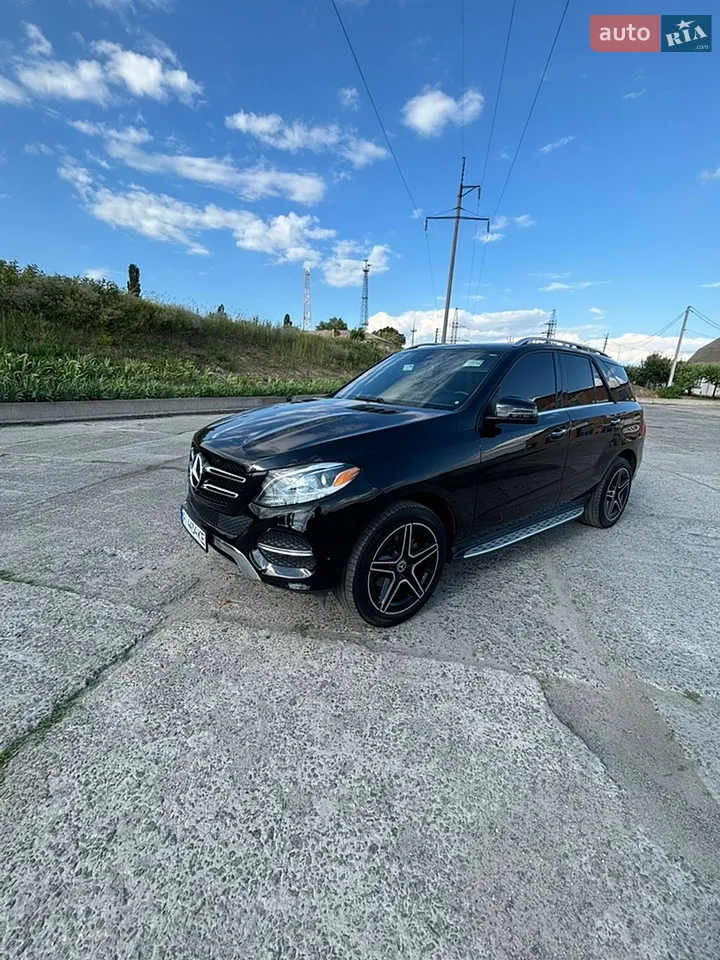 2017 Mercedes-Benz GLE - мініатюра 32