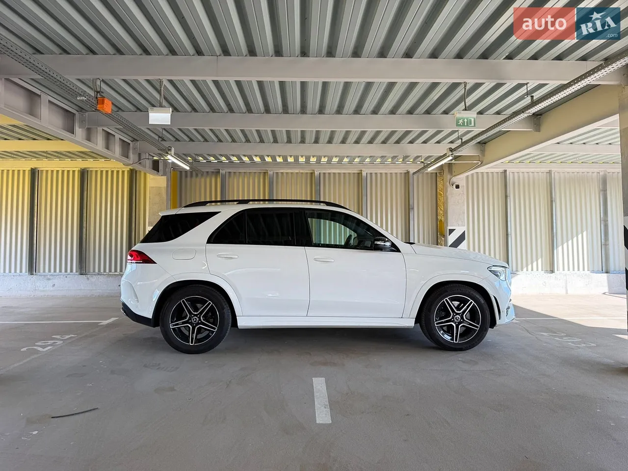 2020 Mercedes-Benz GLE - мініатюра 18