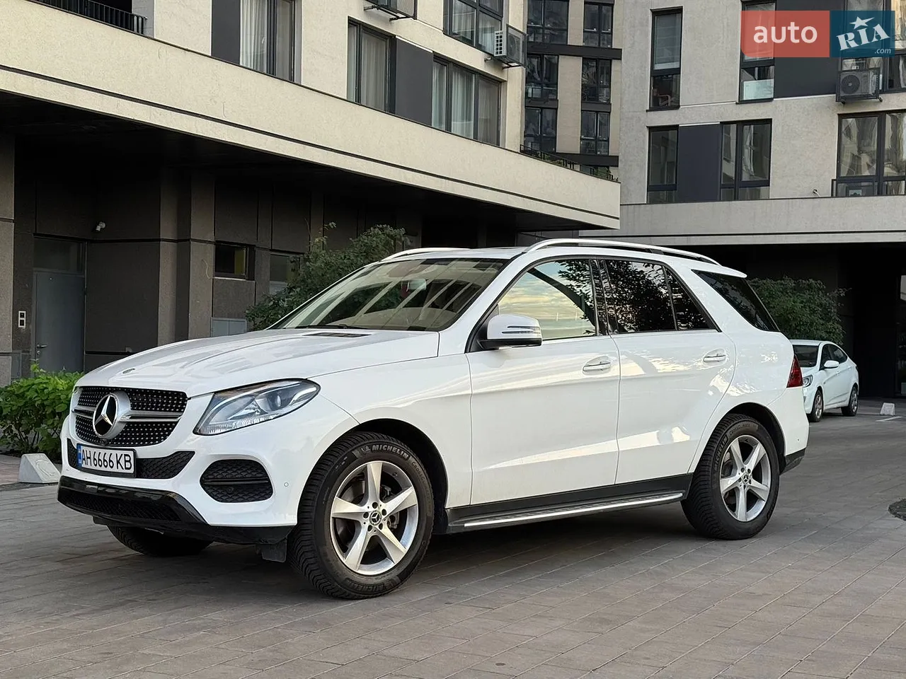 2018 Mercedes-Benz GLE - мініатюра 24