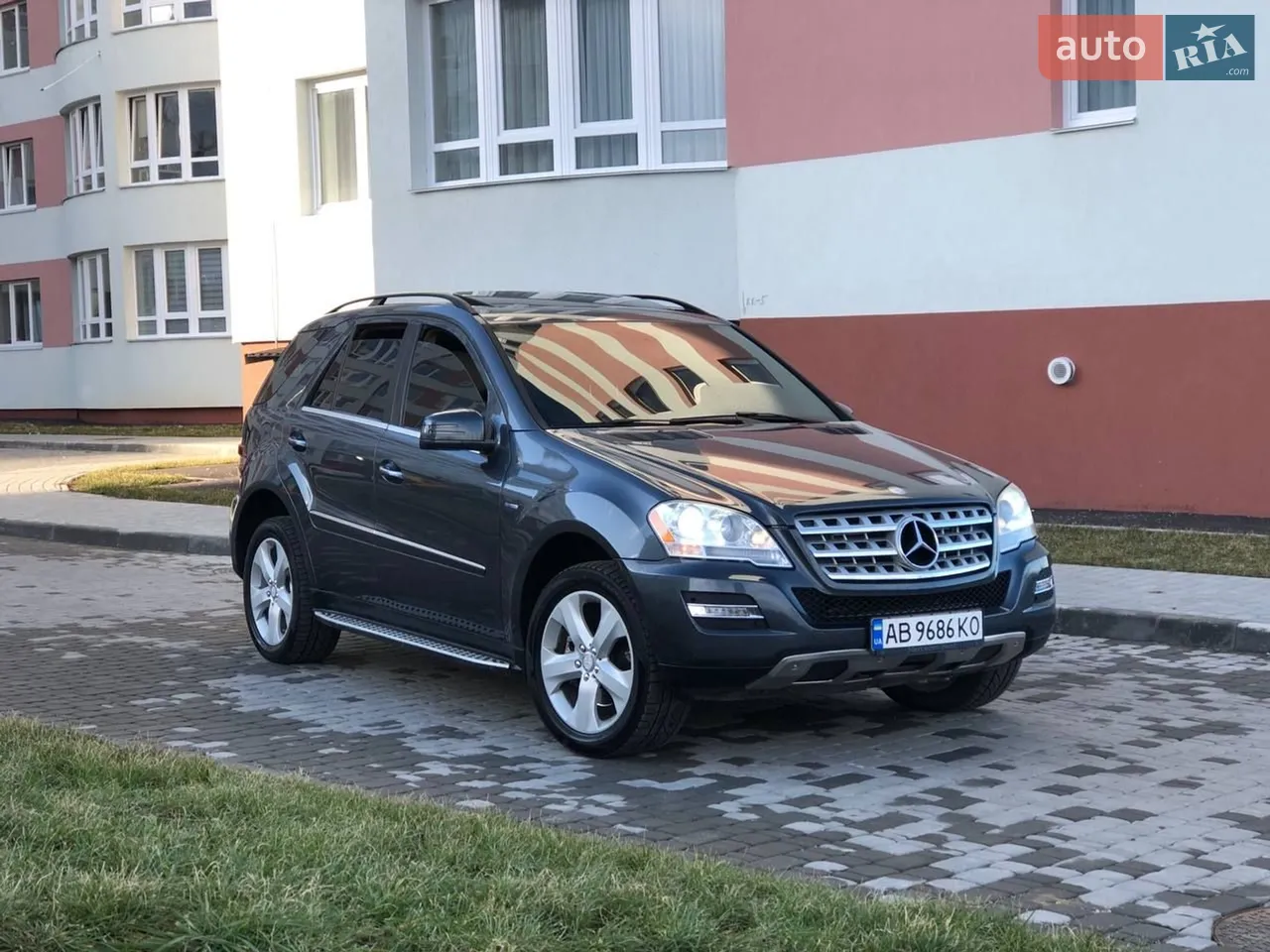 2011 Mercedes-Benz M-klasse - мініатюра 76