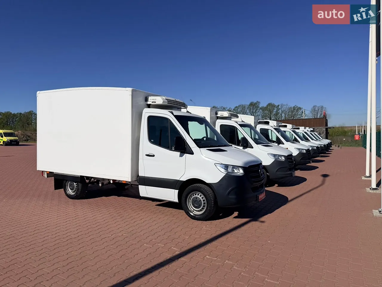 2020 Mercedes-Benz Sprinter - мініатюра 42