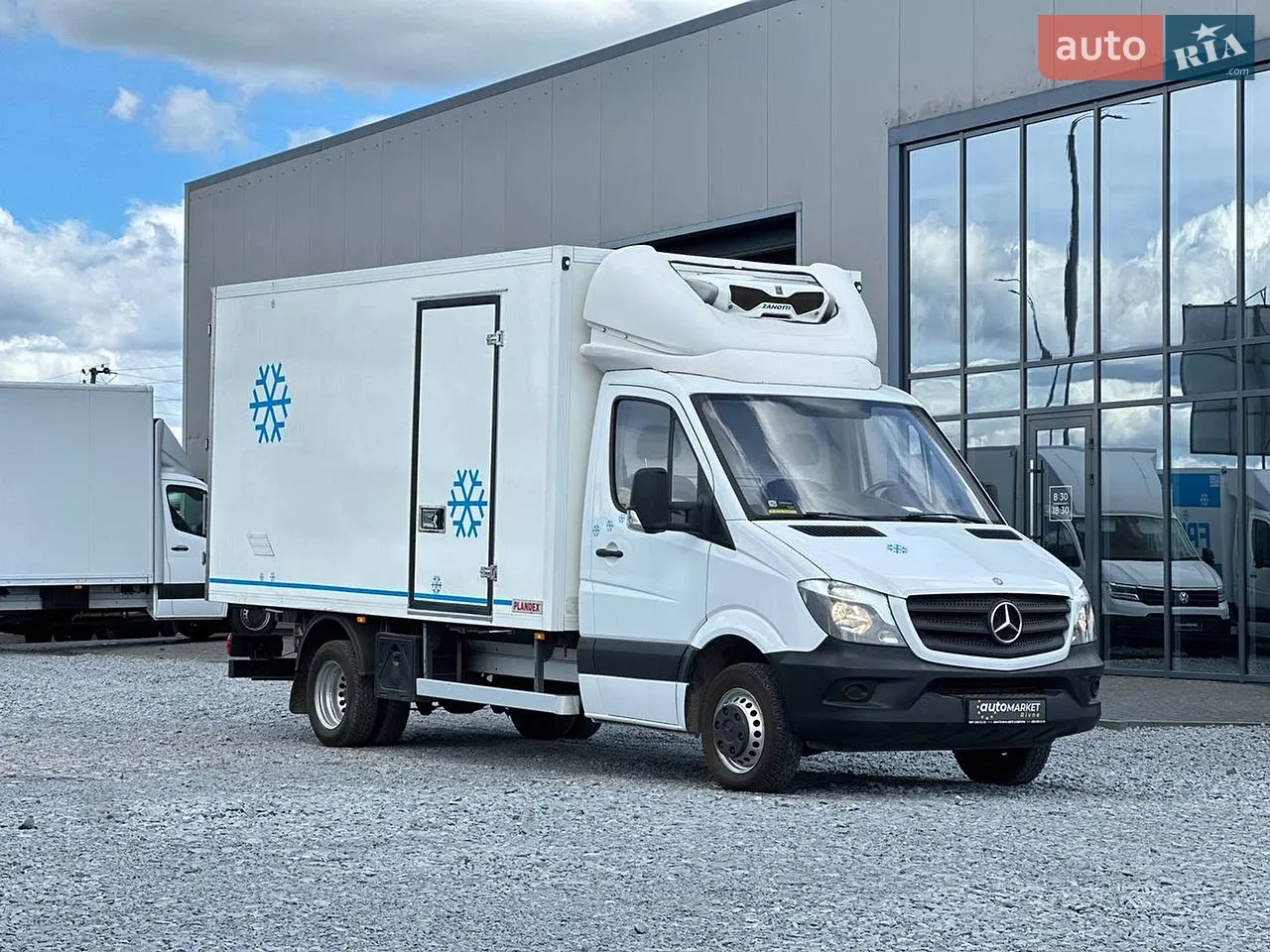 2019 Mercedes-Benz Sprinter - мініатюра 51