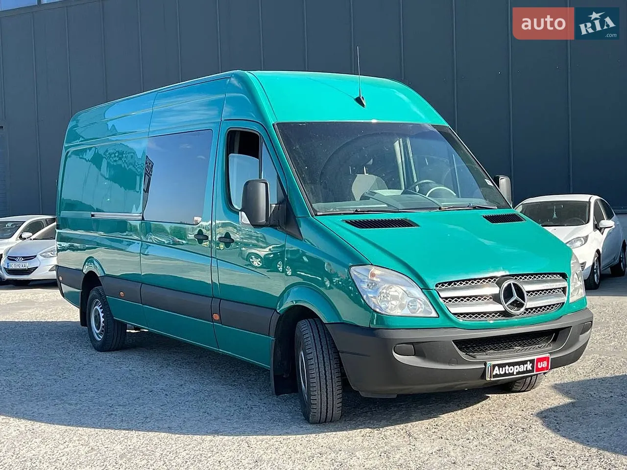 2013 Mercedes-Benz Sprinter - мініатюра 42