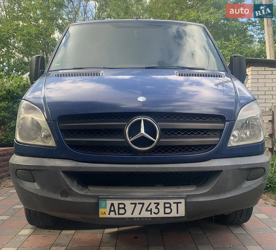 2010 Mercedes-Benz Sprinter - мініатюра 39