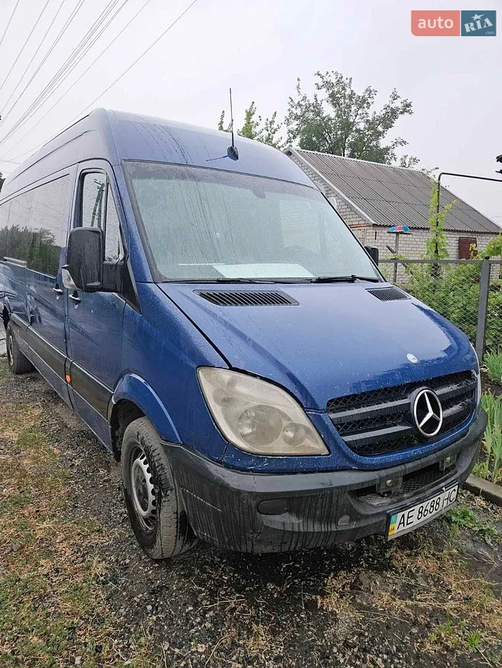 2010 Mercedes-Benz Sprinter - мініатюра 21