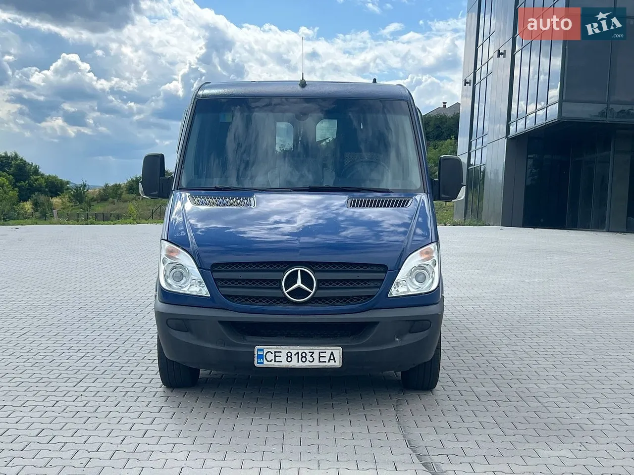 2011 Mercedes-Benz Sprinter - мініатюра 23