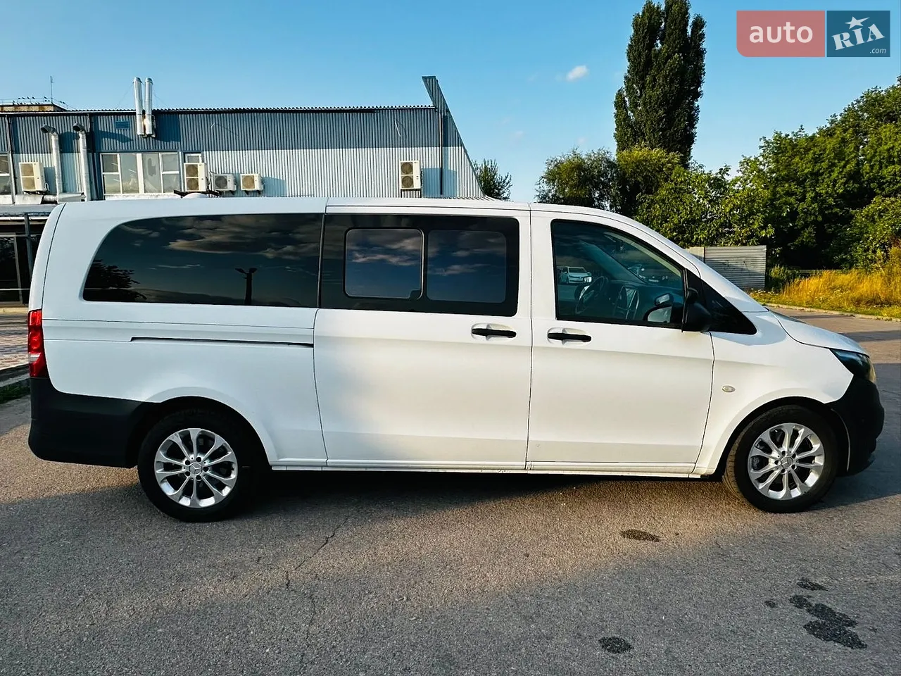 2016 Mercedes-Benz Vito - мініатюра 48